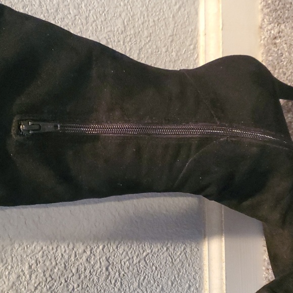 Over the Knee Boots - Picture 4 of 8